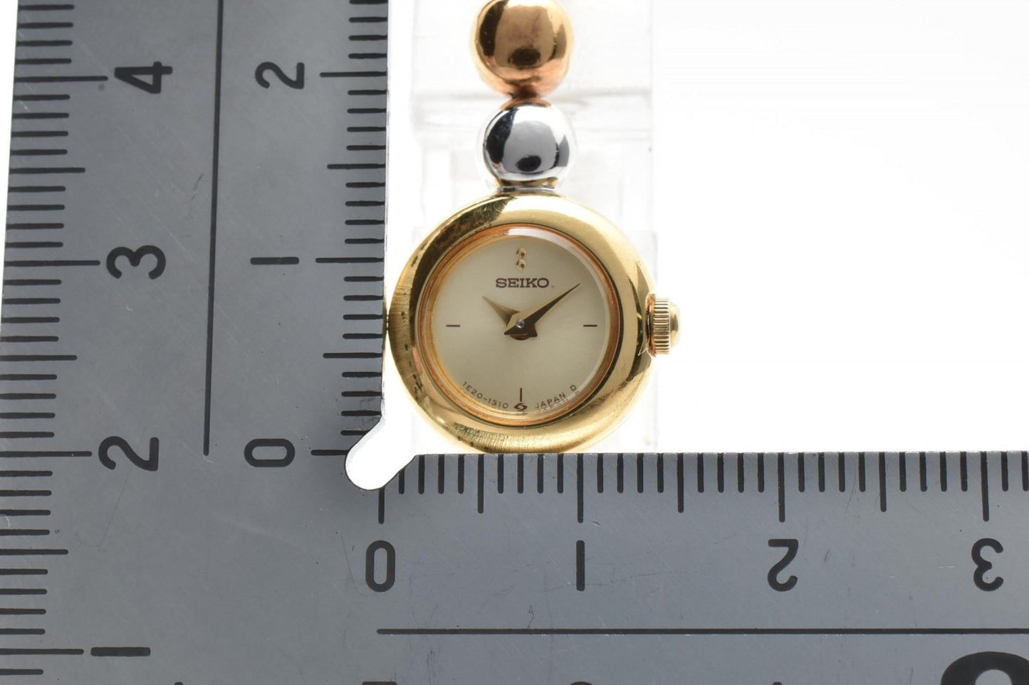 SEIKO セイコー レディース クォーツ 腕時計 ゴールド シルバーコンビ ブレスレットウォッチ ドレスウォッチ ヴィンテージ