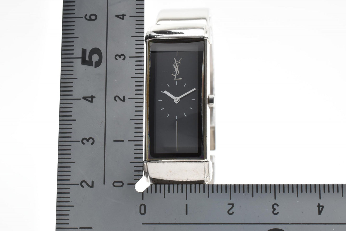 YVES SAINT LAURENT イブ サンローラン 5421-H05569 レディース 腕時計 ブラック文字盤 バングルウォッチ クオーツ