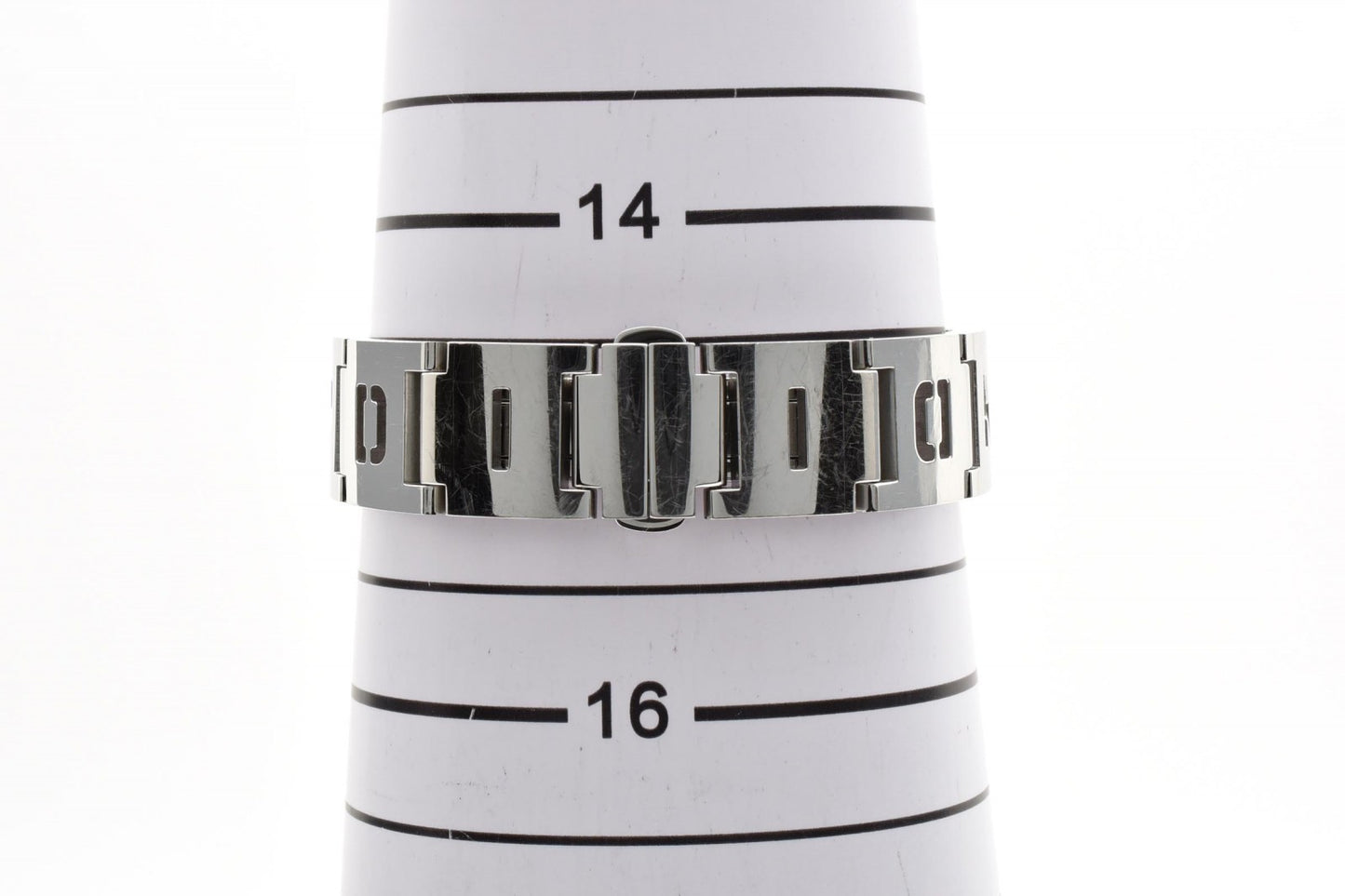 FENDI フェンディ オロロジ 3050L クオーツ レディース 腕時計 ブラック文字盤 FFロゴブレスレット ステンレススチール ドレスウォッチ