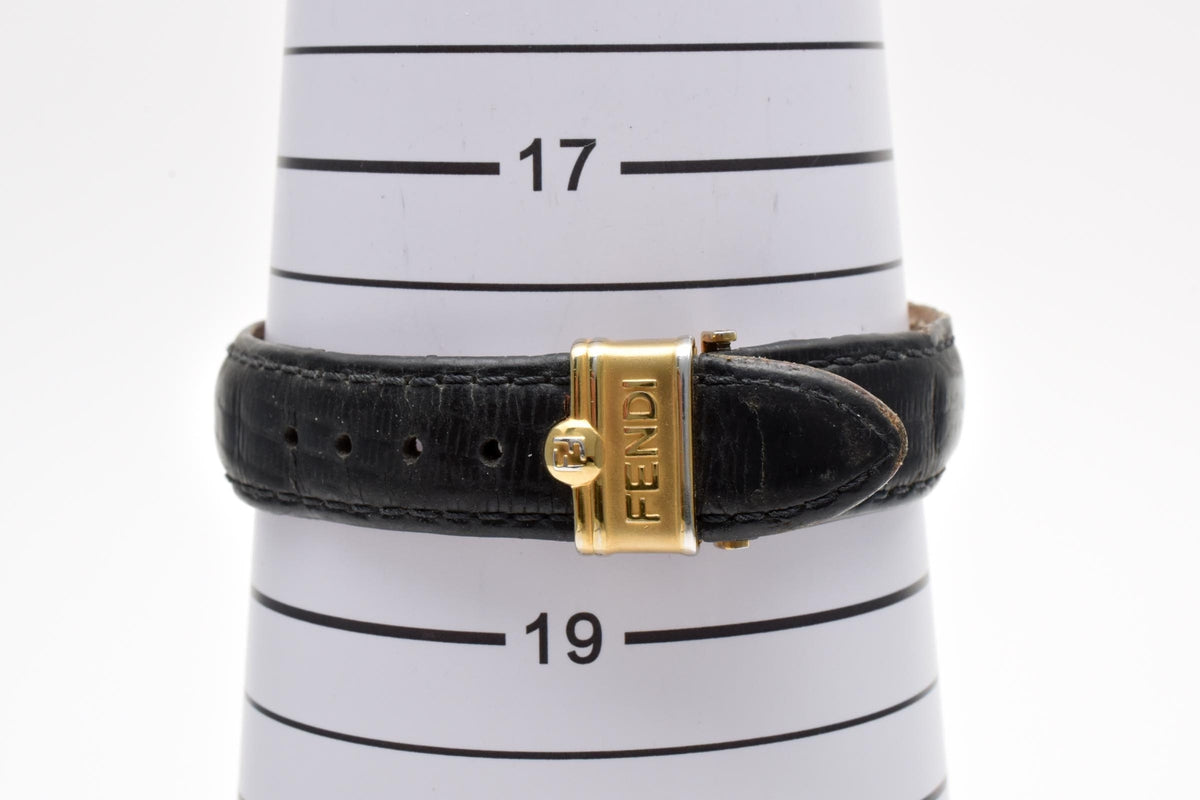 FENDI フェンディ Orologi オロロジ 030-2000G-344 メンズ クォーツ 腕時計 ホワイト文字盤 2針 ゴールドプレート レザーストラップ 34.6mm ヴィンテージ