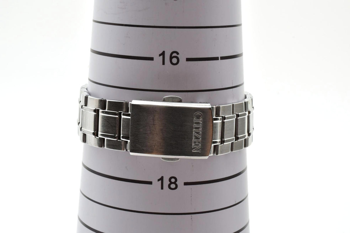 美品 CITIZEN シチズン エコドライブ E031-S048419 ソーラー 薄型 ステンレス アイボリー文字盤 ドレスウォッチ メンズ 腕時計 稼働品
