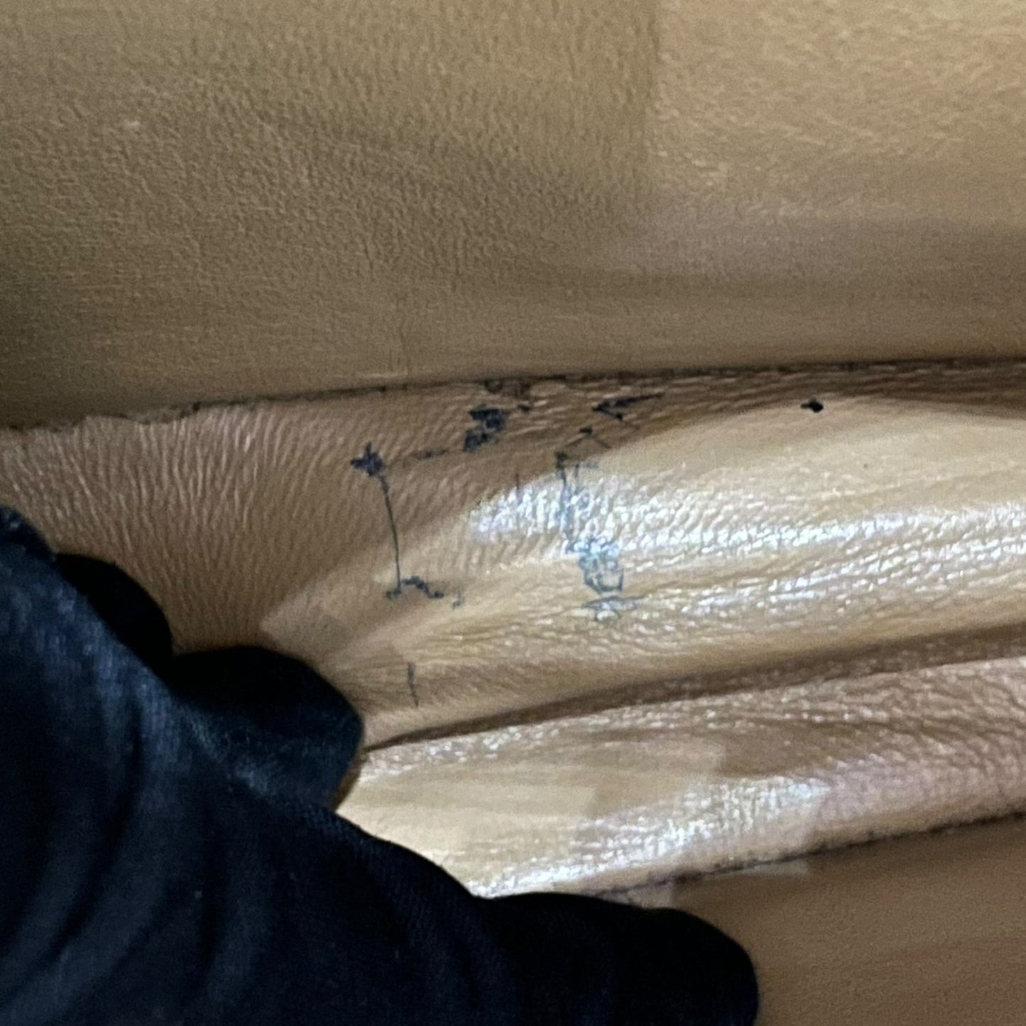 美品 PRADA プラダ ビジネスバッグ ダレスバッグ ブリーフケース 書類かばん 黒 ブラック NERO サフィアーノレザー シルバー金具 ロゴ クロシェット メンズ ビジネス D