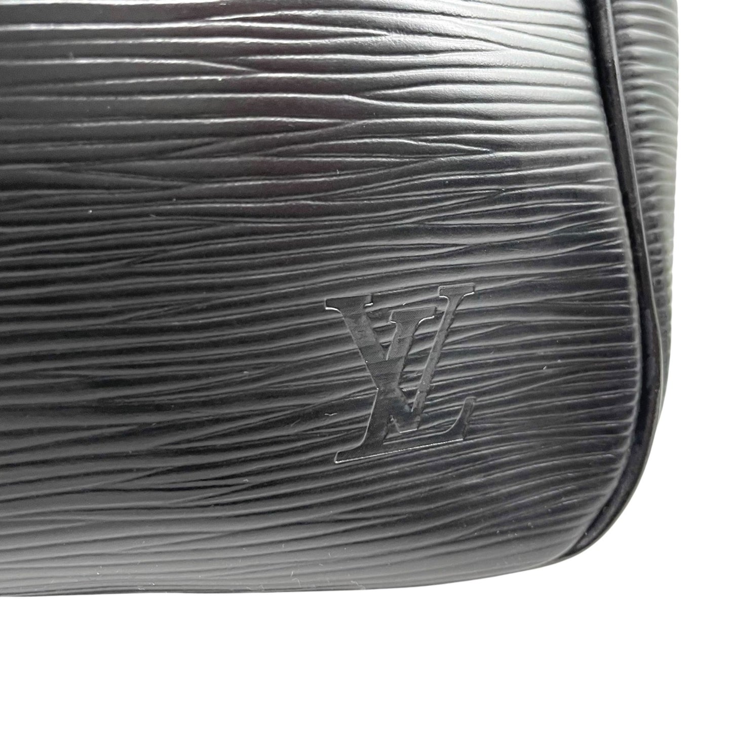 極美品 LOUIS VUITTON ルイヴィトン パッシィ GM エピ ビジネスバッグ ビジネストート トートバッグ ハンドバッグ M59252 黒 ブラック ノワール レザー シルバー金具 肩掛け可 メンズ レディース C