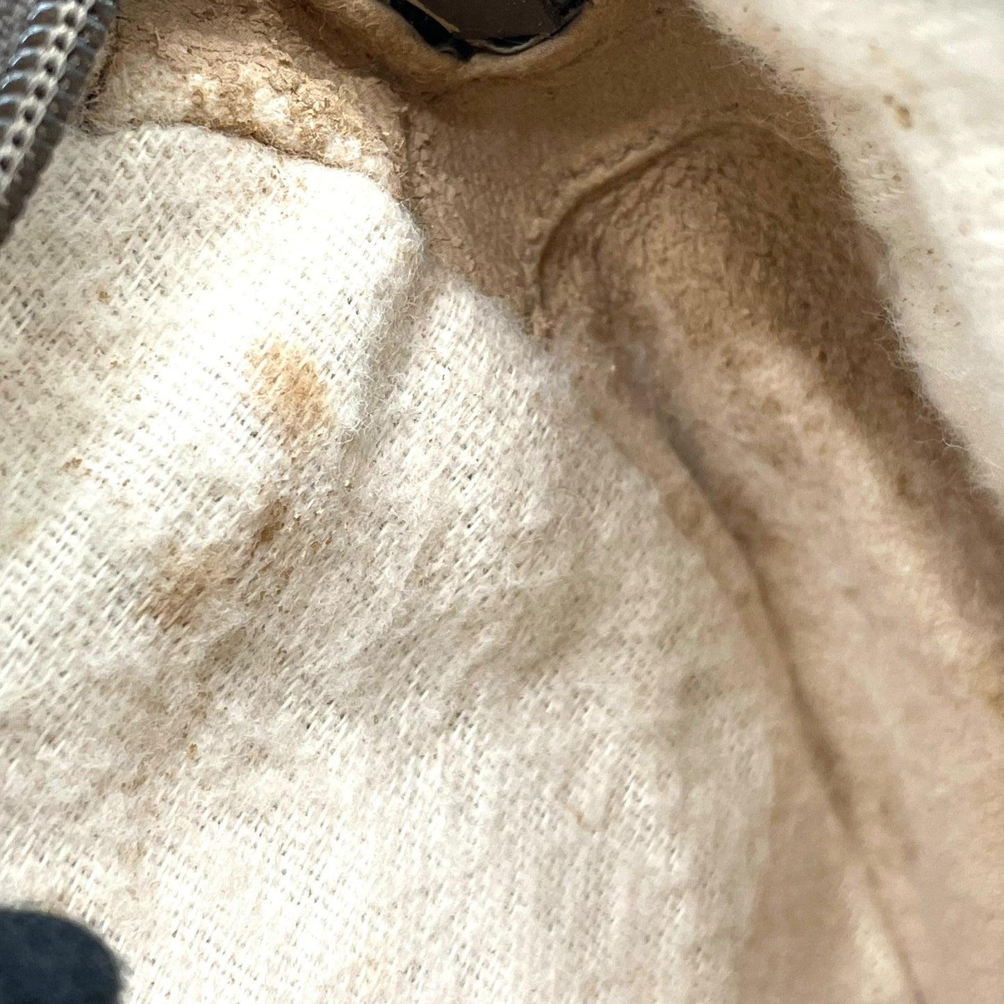 GUCCI グッチ GGスプリーム ショルダーバッグ 茶 ブラウン PVC レザー ゴールド金具 クロスボディ 斜め掛け可 オールドグッチ ヴィンテージ GG柄 レディース Z3