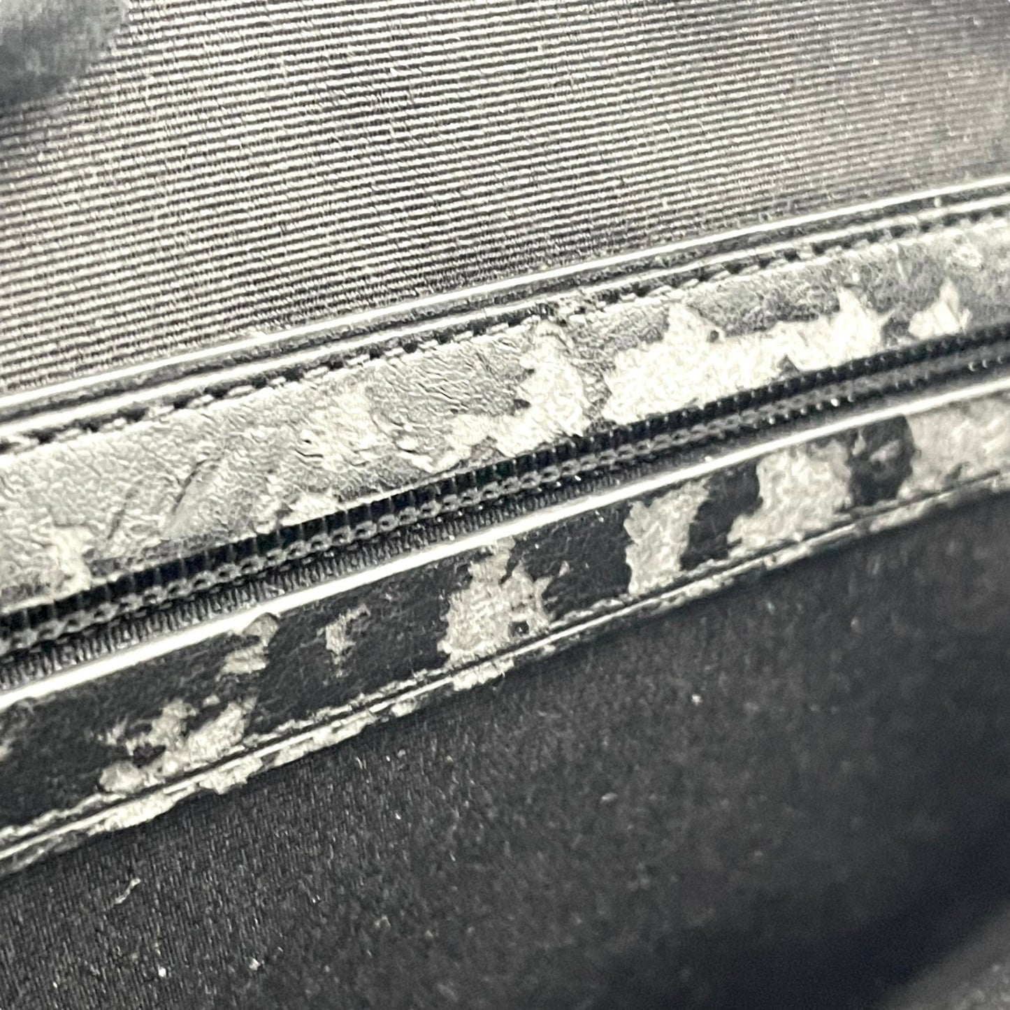 COACH コーチ クラッチバッグ セカンドバッグ F93555 黒 ブラック レザー ブラック金具 ロゴ型押し ストラップ付 メンズ U2