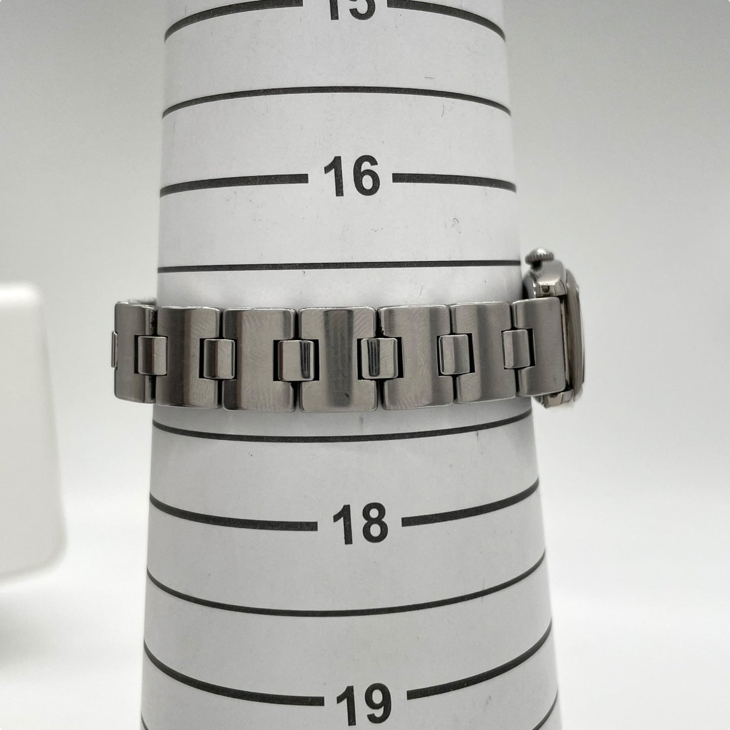 【稼働品】セイコー SEIKO ルキア LUKIA 腕時計 ウォッチ 1F21-5D30 レディース クオーツ トノー 樽型 アナログ エレガント ドレスウォッチ アイボリー文字盤 シルバー ステンレススチール製 ビジネスシーン クリーニング済み G