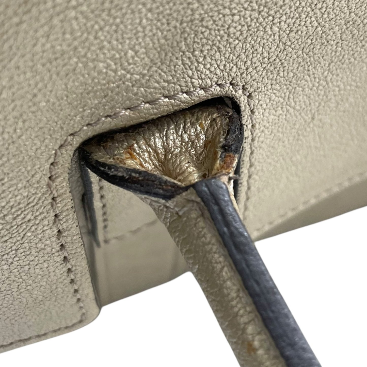 美品 マルベリー mulberry ベイズウォーター ハンドバッグ レザー 本革 ゴールドカラー ベージュ ゴールド金具 レディース フラップ ターンロック クラシック 通勤 通学 K12