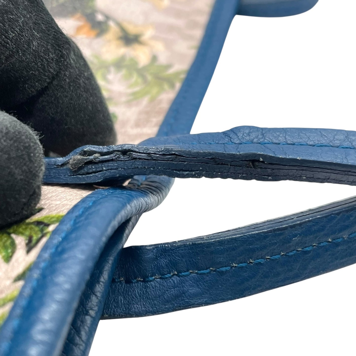 FURLA フルラ トートバッグ PVC レザー マルチカラー ゴールド金具 花柄 ボタニカル 総柄 肩掛け可 ロゴ レディース U13