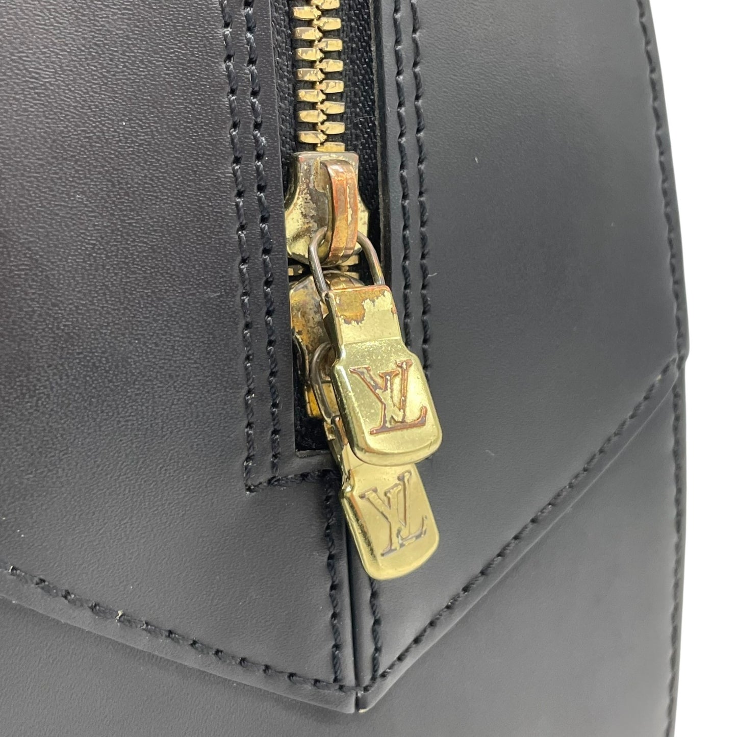 極美品 LOUIS VUITTON ルイ・ヴィトン サブロン ハンドバッグ エピ ノワール ブラック M52042 ゴールド金具 レディース D