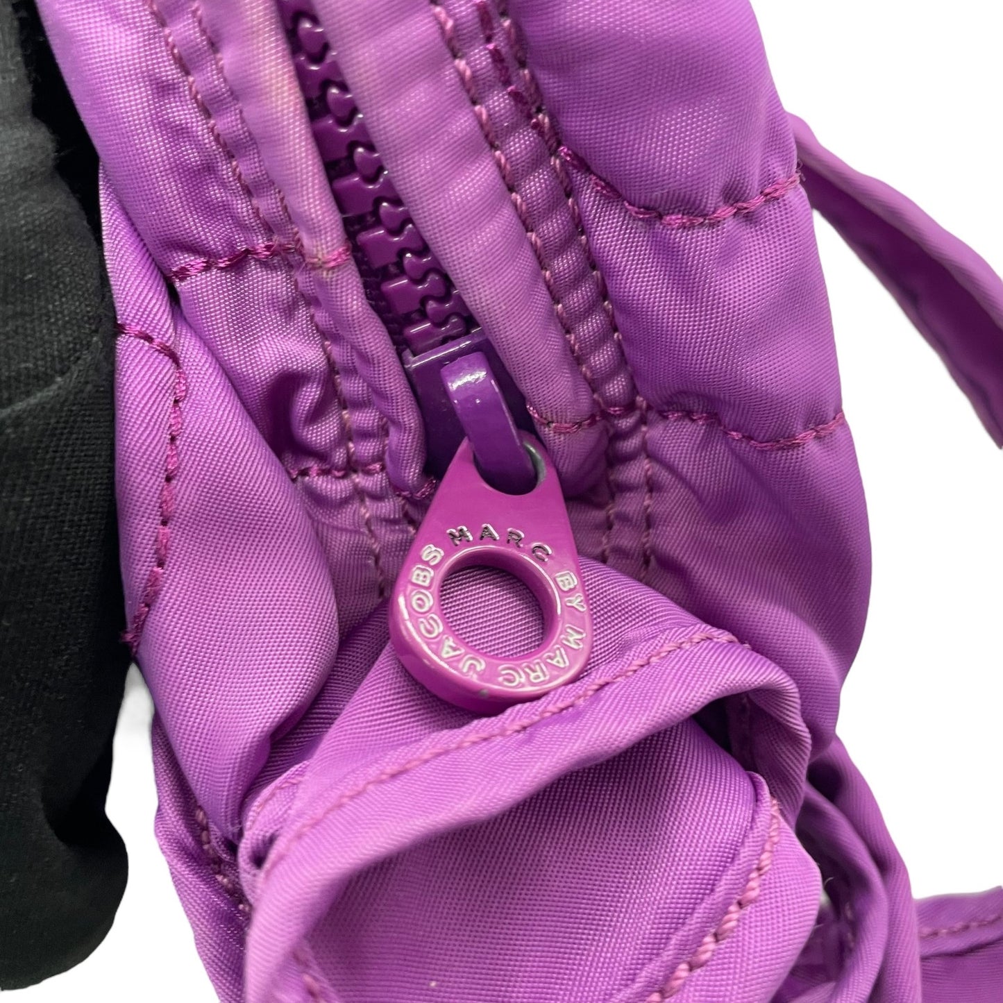 美品 マークバイマークジェイコブス MARC BY MARC JACOBS ナイロン キルティング ショルダーバッグ ハンドバッグ ワンショルダー 紫 パープル T4