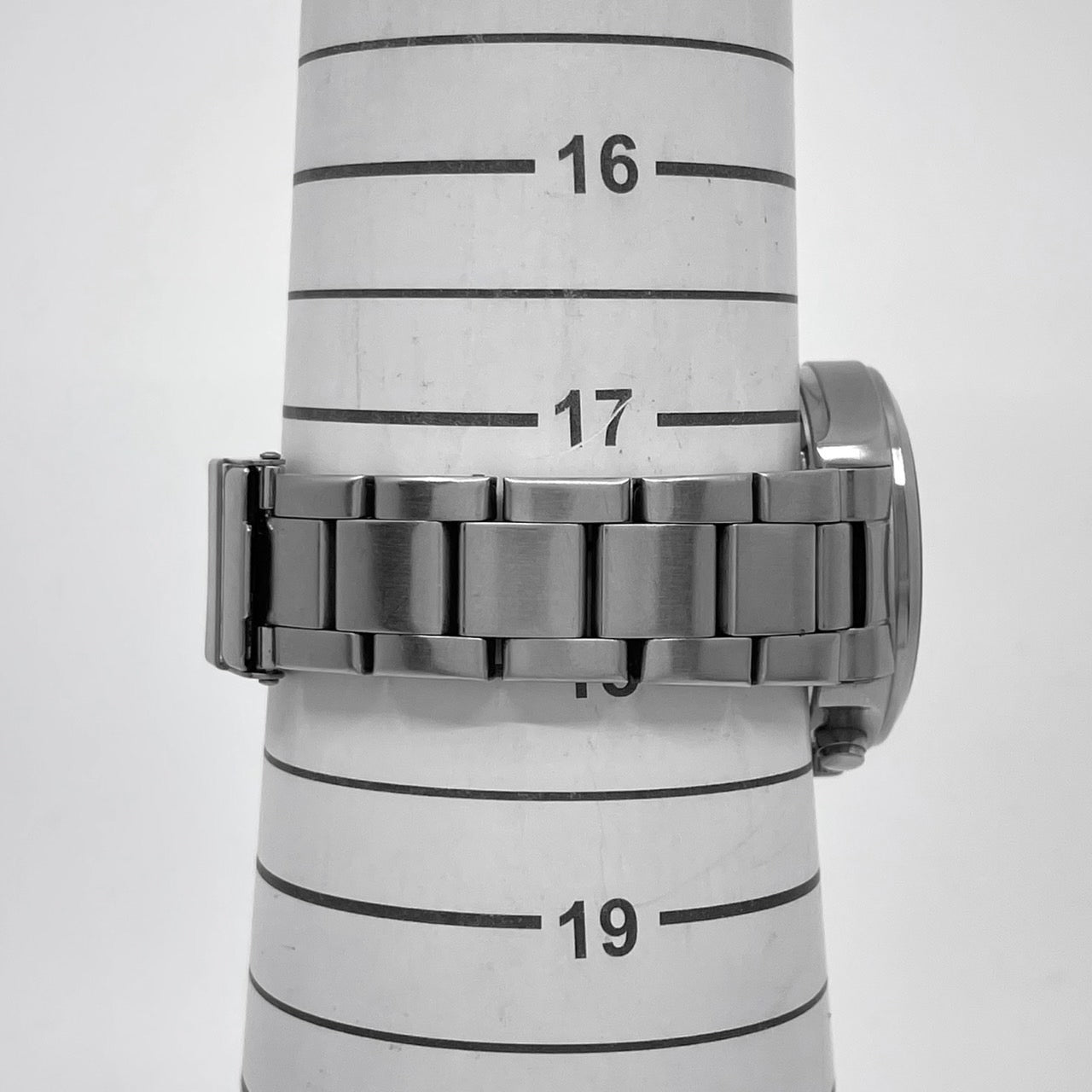 Authentic THE CLOCK HOUSE 1964 Chronograph Watch CH006M White Dial Quartz Mens