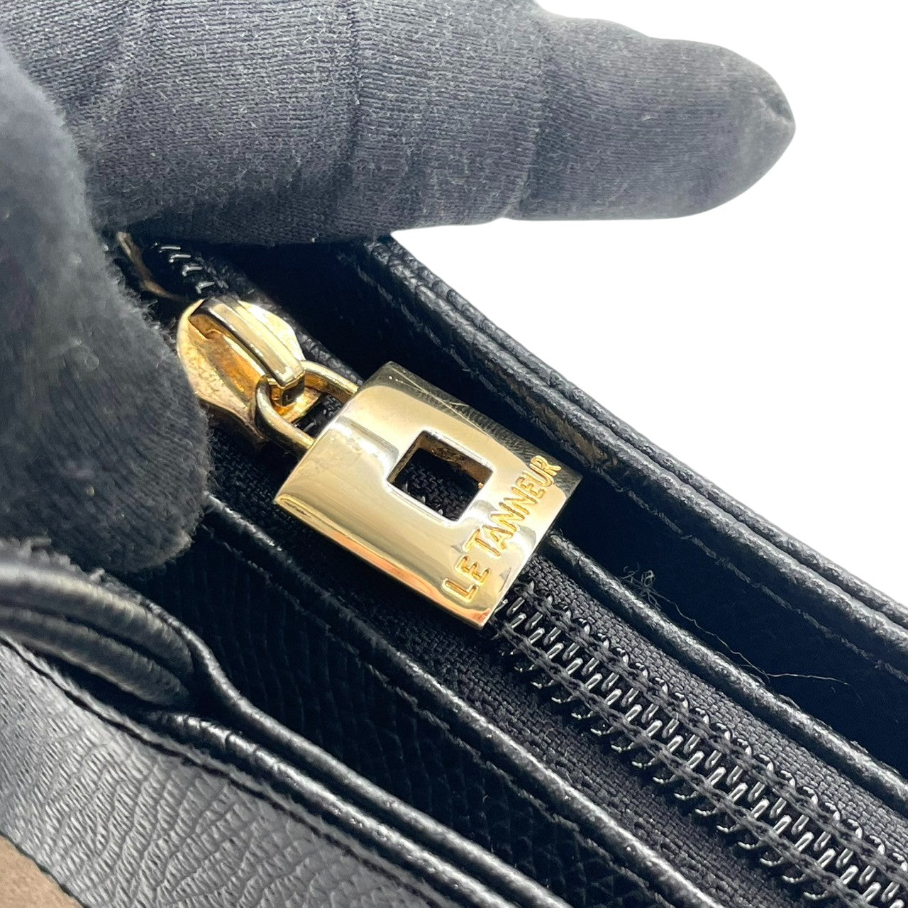 【美品】LE TANNEUR ルタヌア ショルダーバッグ ワンショルダー バゲットバッグ スエード レザー バイカラー T字デザイン ブラック ベージュ レディース エレガント クラシック フランスブランド クリーニング済み u3