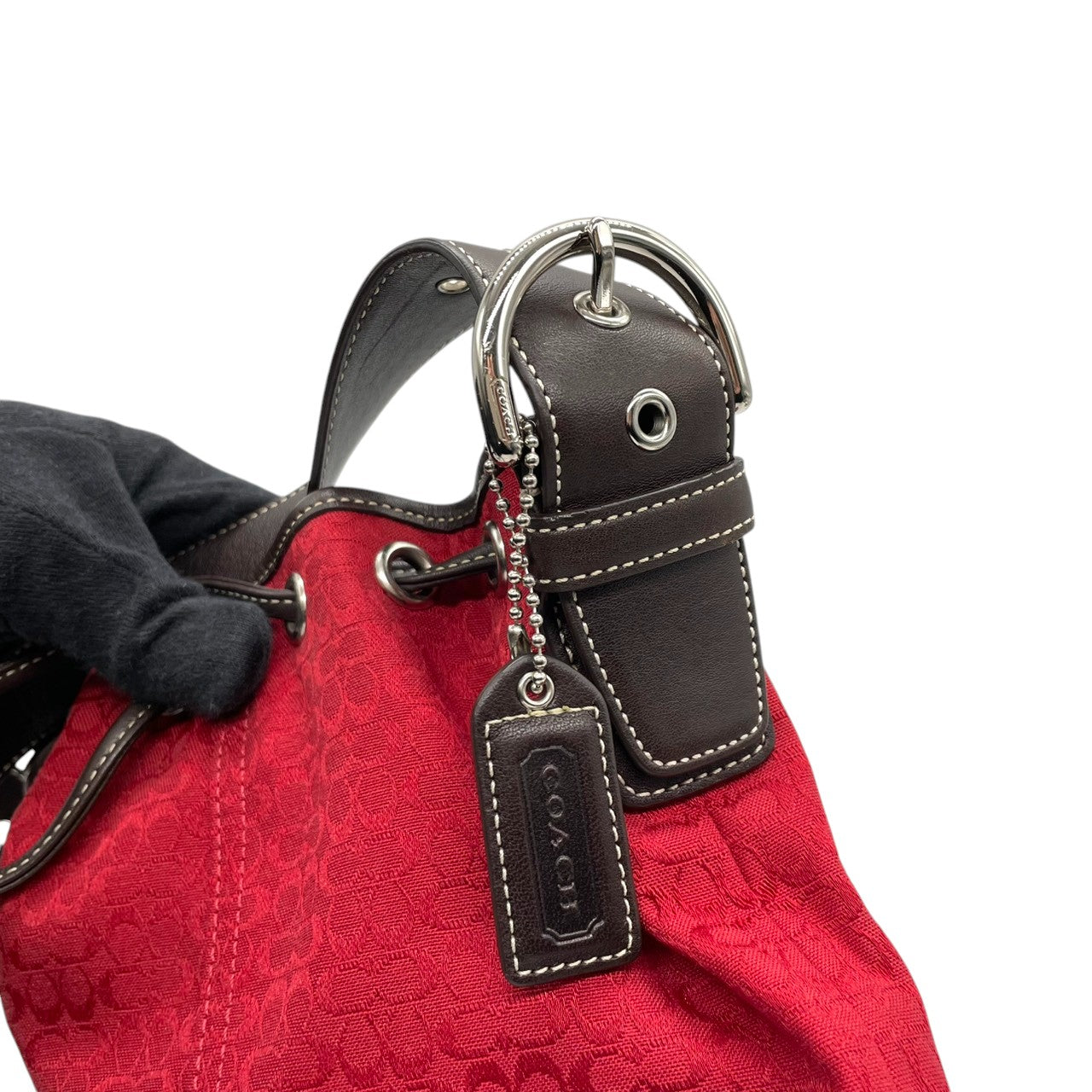 美品 コーチ COACH ショルダーバッグ 巾着 クロスボディ 斜め掛け ミニシグネチャー 6387 キャンバス レザー 本革 レッド 赤 ブラウン 茶色 ドローストリング バケットバッグ レディース 軽量 コンパクト 鞄 カバン カジュアル s11