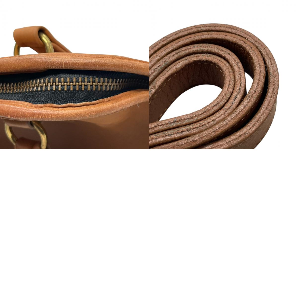 コーチ COACH オールドコーチ 2WAY ハンドバッグ ショルダーバッグ レザー 本革 ブラウン 茶色 ゴールド金具 ヴィンテージ ビンテージ 斜め掛け可 自立可 クラシック エレガント レア 希少 USA製 鞄 カバン 手提げ 肩掛け 高級 上品 お出かけ 定番 人気 モデル 202 s70