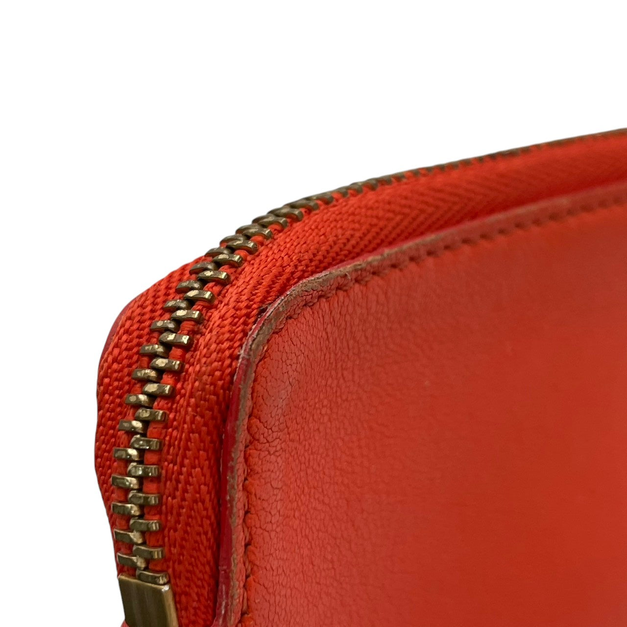 セリーヌ CELINE コインケース レザー 本革 オレンジ ワインレッド バイカラー ジップ 小銭入れ カードケース ゴールド金具 ロゴ刻印 コンパクト ミニウォレット ファスナー開閉 マルチケース レディース 上品 シンプル 日常使い 収納力 M3