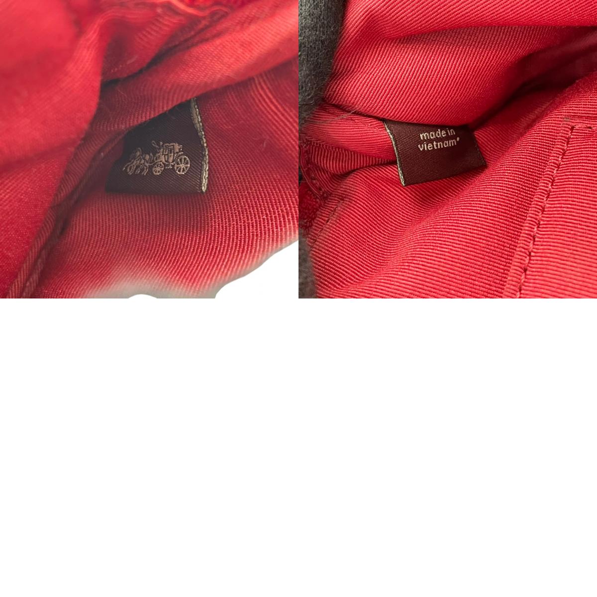 美品 COACH コーチ クロスボディポーチ ショルダーバッグ ピーブルドレザー ワインレッド 赤 レディース ゴールド金具 ダブルジップ コンパクト デイリー お出かけ 斜め掛け 軽量 F30259 s83