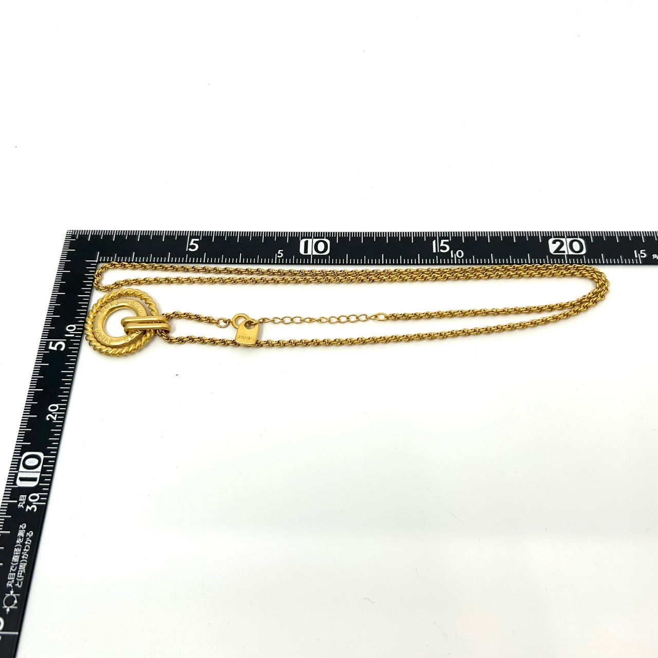 エル ELLE PARIS ゴールドカラー 金 ネックレス ペンダント ロゴチャーム付き ヴィンテージ アクセサリー レディース ジュエリー I8