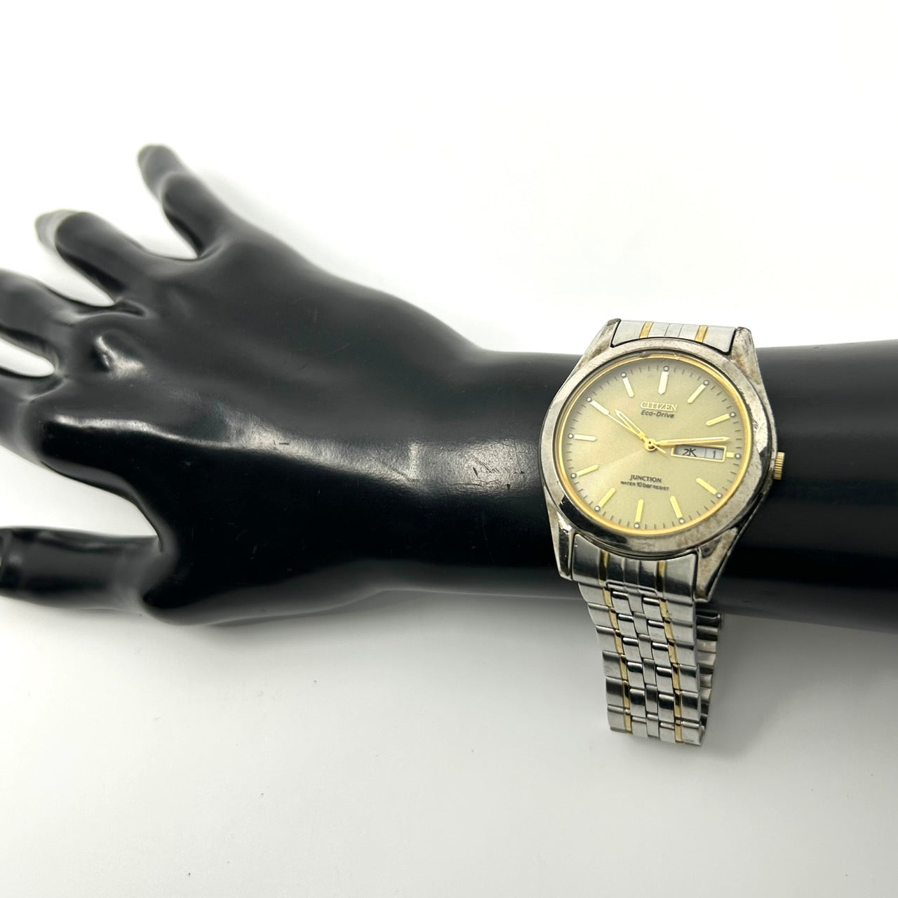 【稼働品】citizen シチズン ジャンクション エコドライブ 腕時計 E100-F0398T CK メンズ レディース ソーラー デイデイト アナログ ゴールド文字盤 コンビカラー ヴィンテージ クラシック カジュアル ビジネス 通勤 ユニセックス G1