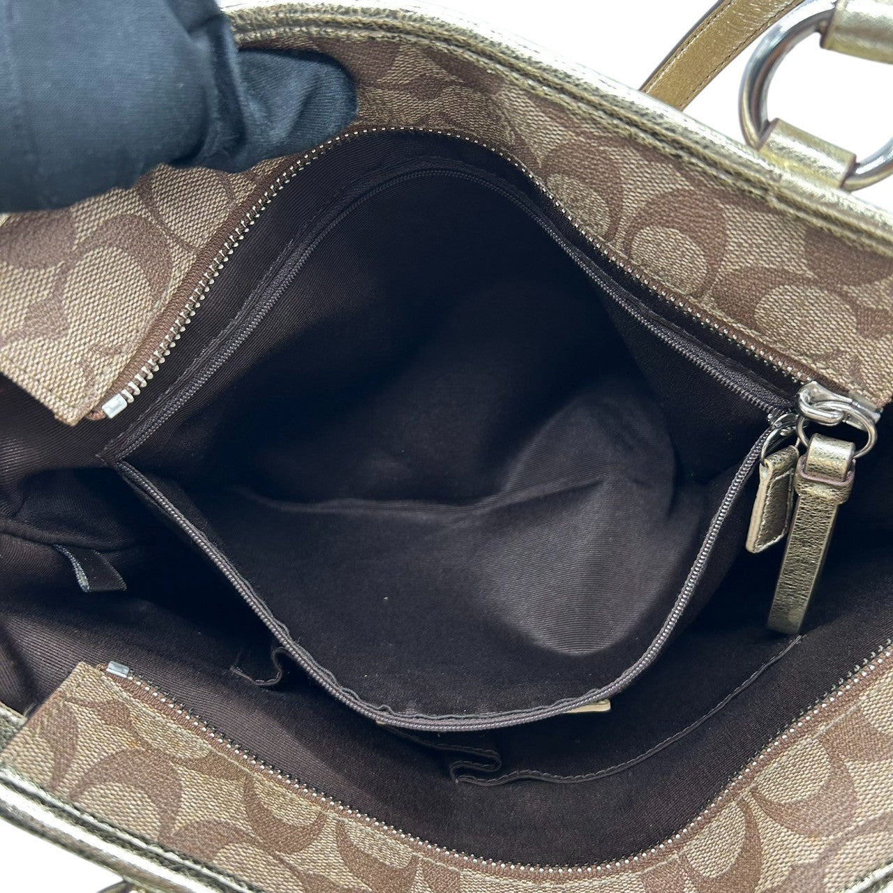 【未使用級】 COACH コーチ トートバッグ F18853 シグネチャー スター 星柄 PVC レザー ブラウン ゴールド レディース A4収納可 肩掛け チャーム付 通勤 通学 エレガント キュート 大容量 s49