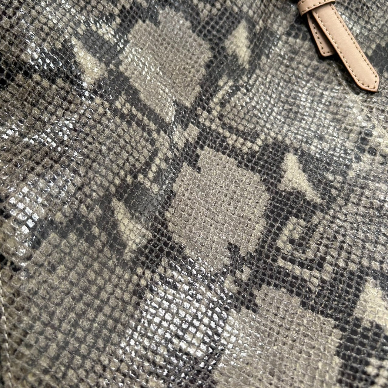 マイケルコース トートバッグ レディース MICHAEL KORS レザー 本革 A4収納可 肩掛け 大容量 通勤 ハンドバッグ ショルダーバッグ MKロゴチャーム エレガント ゴージャス アニマルプリント クリーニング済み s35