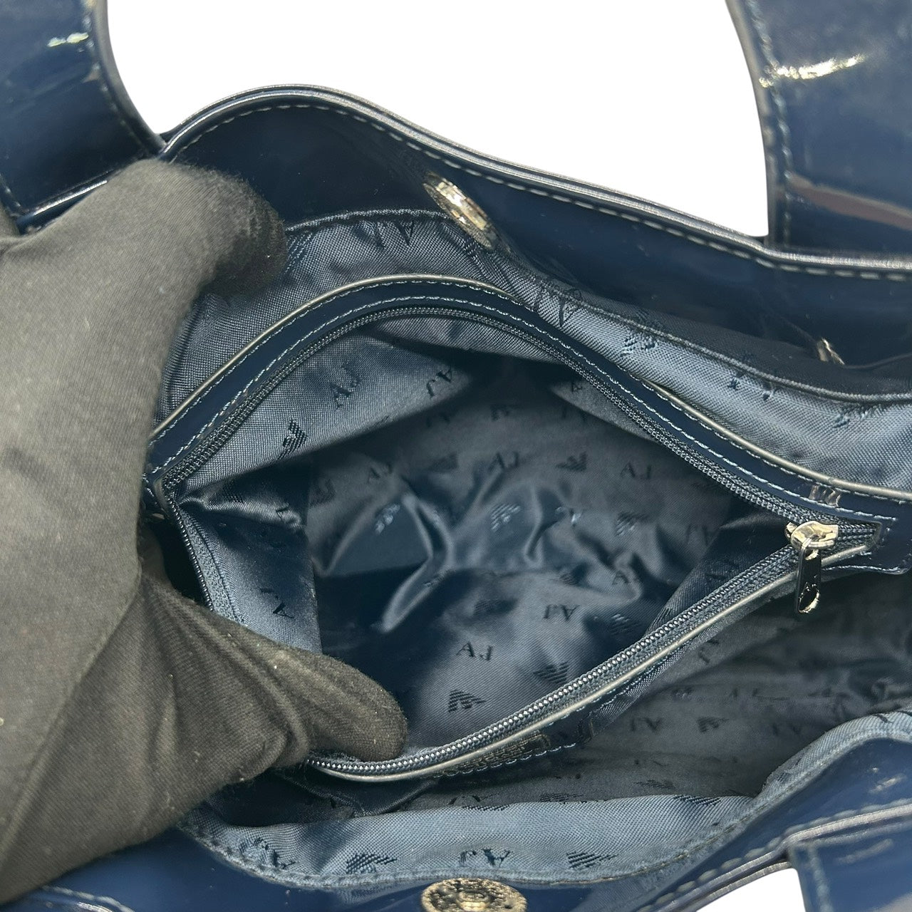 アルマーニジーンズ ARMANI JEANS エナメル トートバッグ ハンドバッグ 紺 ネイビー ロゴ型押し シルバー金具 S55