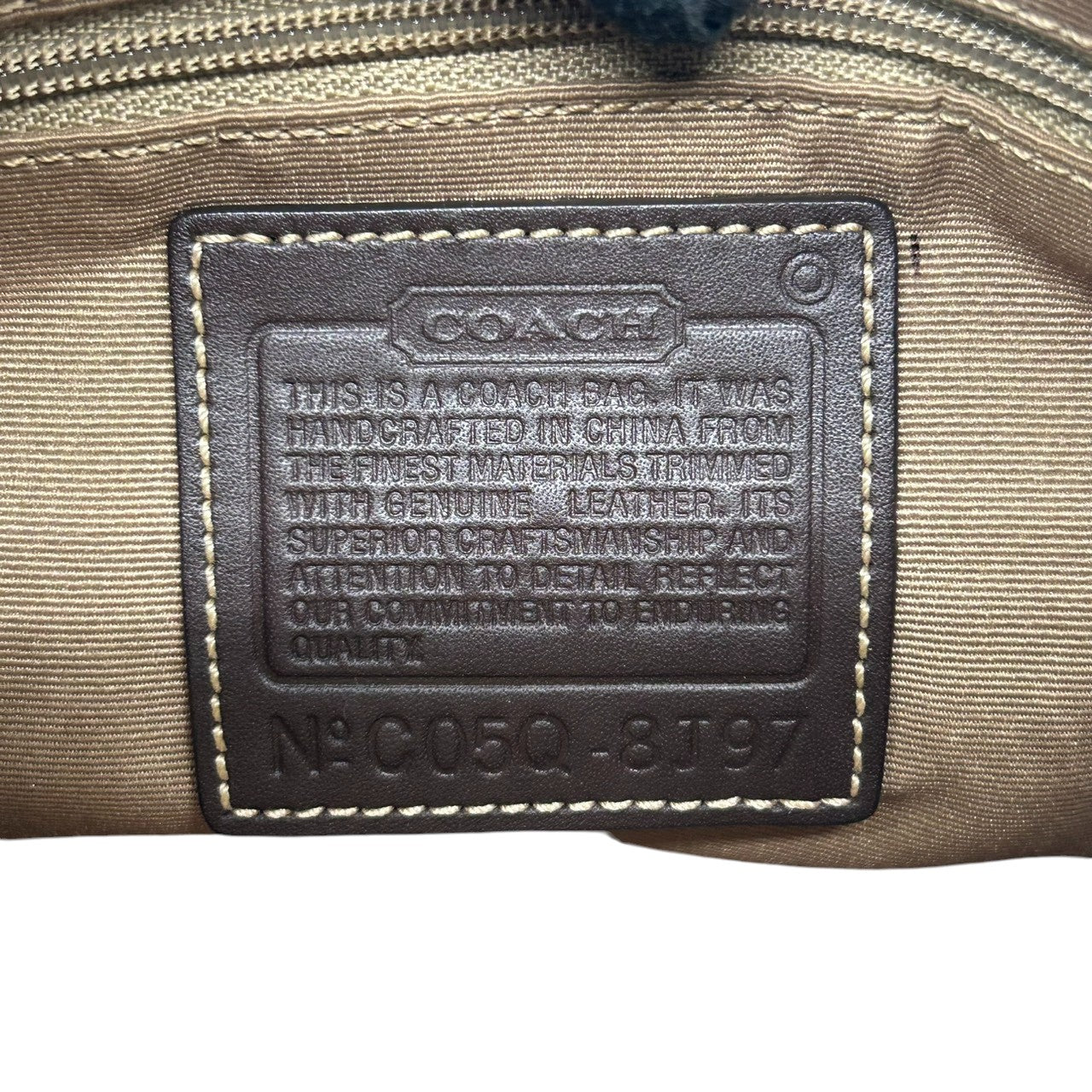 コーチ ハンドバッグ ワンショルダーバッグ パッチワーク シグネチャー スエード レザー キャンバス マルチカラー レディース 肩掛け コンパクト ヴィンテージ オールドコーチ クラシック 個性的 希少デザイン COACH 8T97 s83