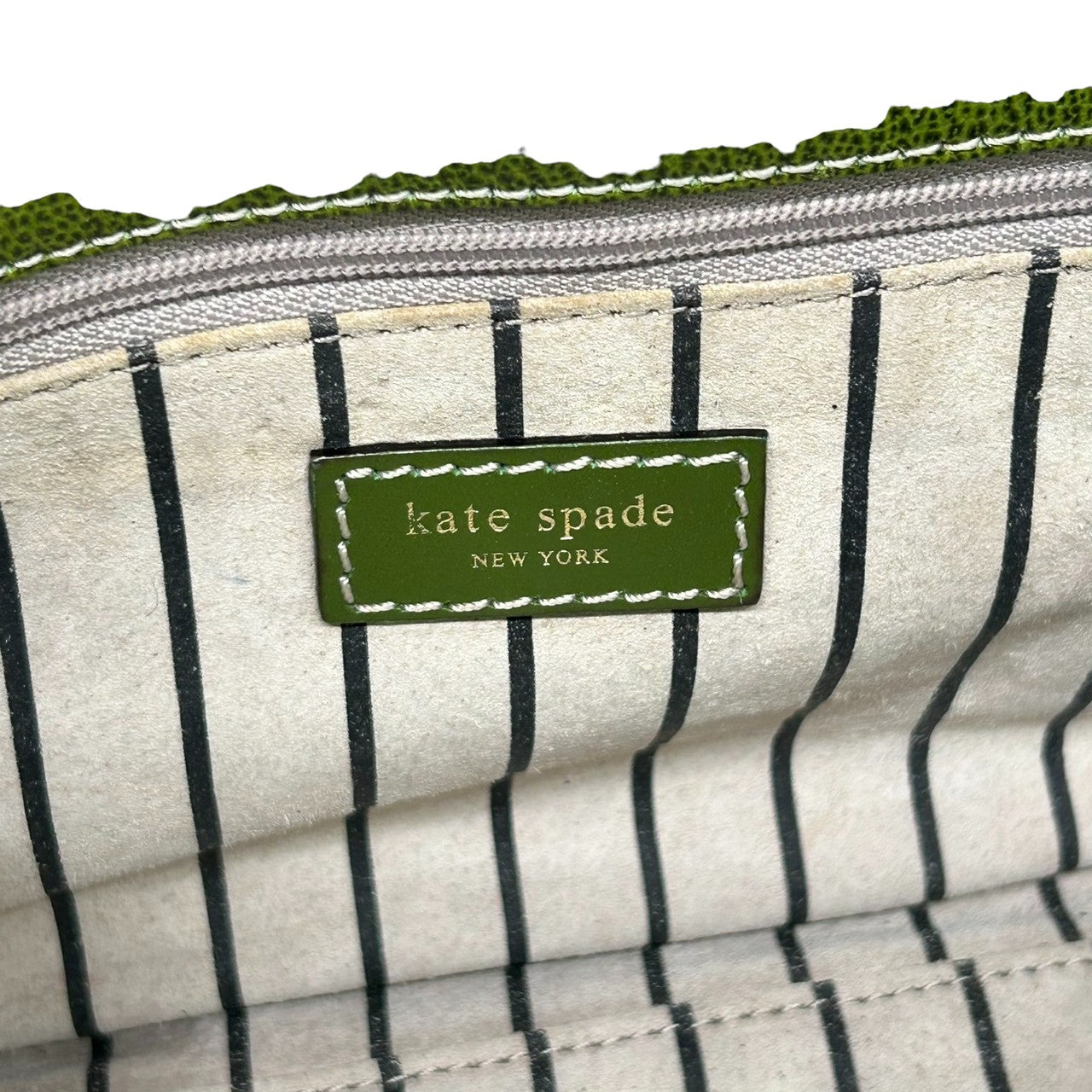 【美品】ケイトスペード レザー ハンドバッグ ミニボストンバッグ グリーン系 ラインストーン レディース kate spade new york エレガント クラシック シボ革 本革 肩掛け 自立可 上品なデザイン s84