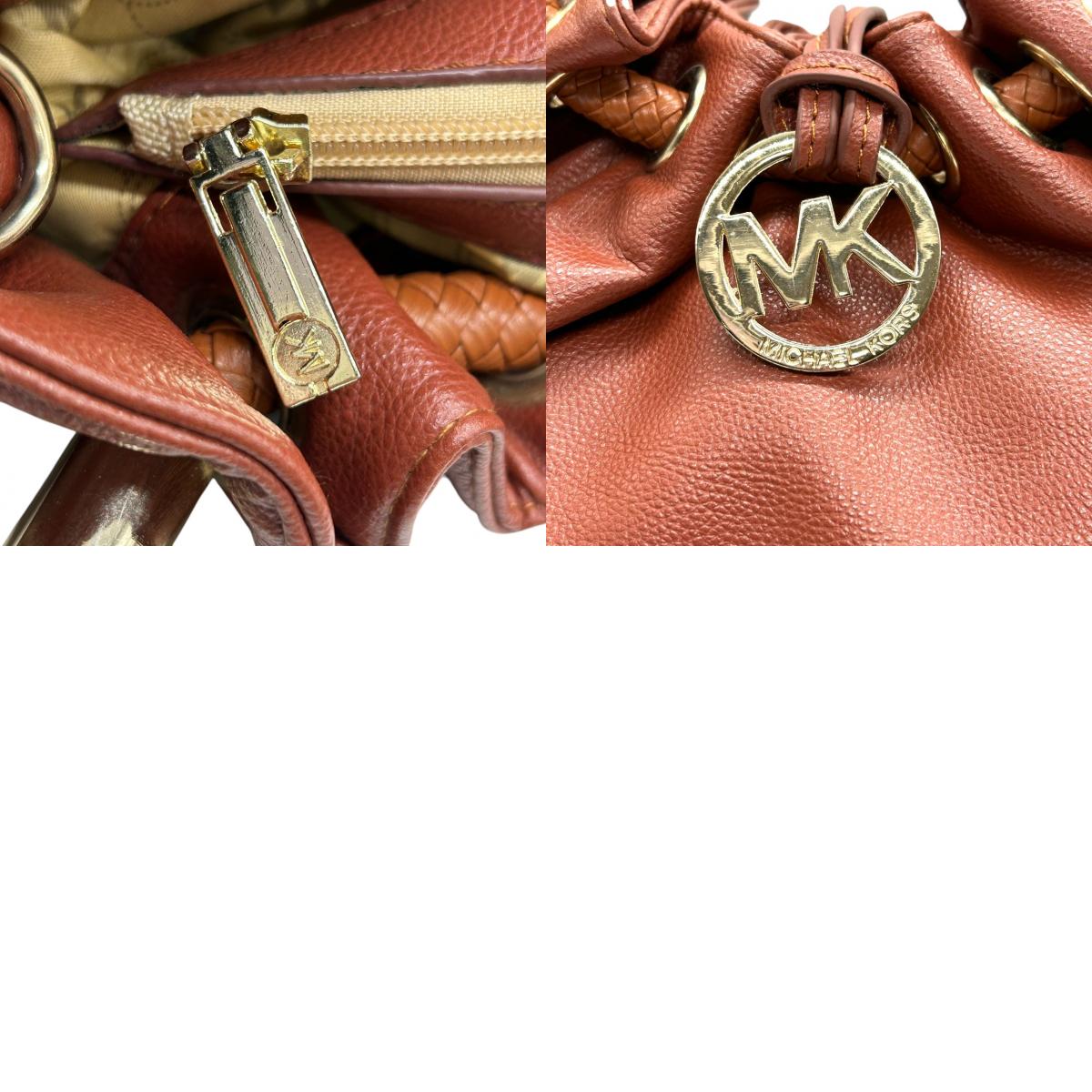 【美品】マイケルコース ハンドバッグ 巾着バッグ ワンショルダー 編み込みハンドル レザー 本革 ブラウン MKロゴチャーム ゴールド金具 レディース 肩掛け 大容量 ギャザー かわいい フェミニン エレガント s83