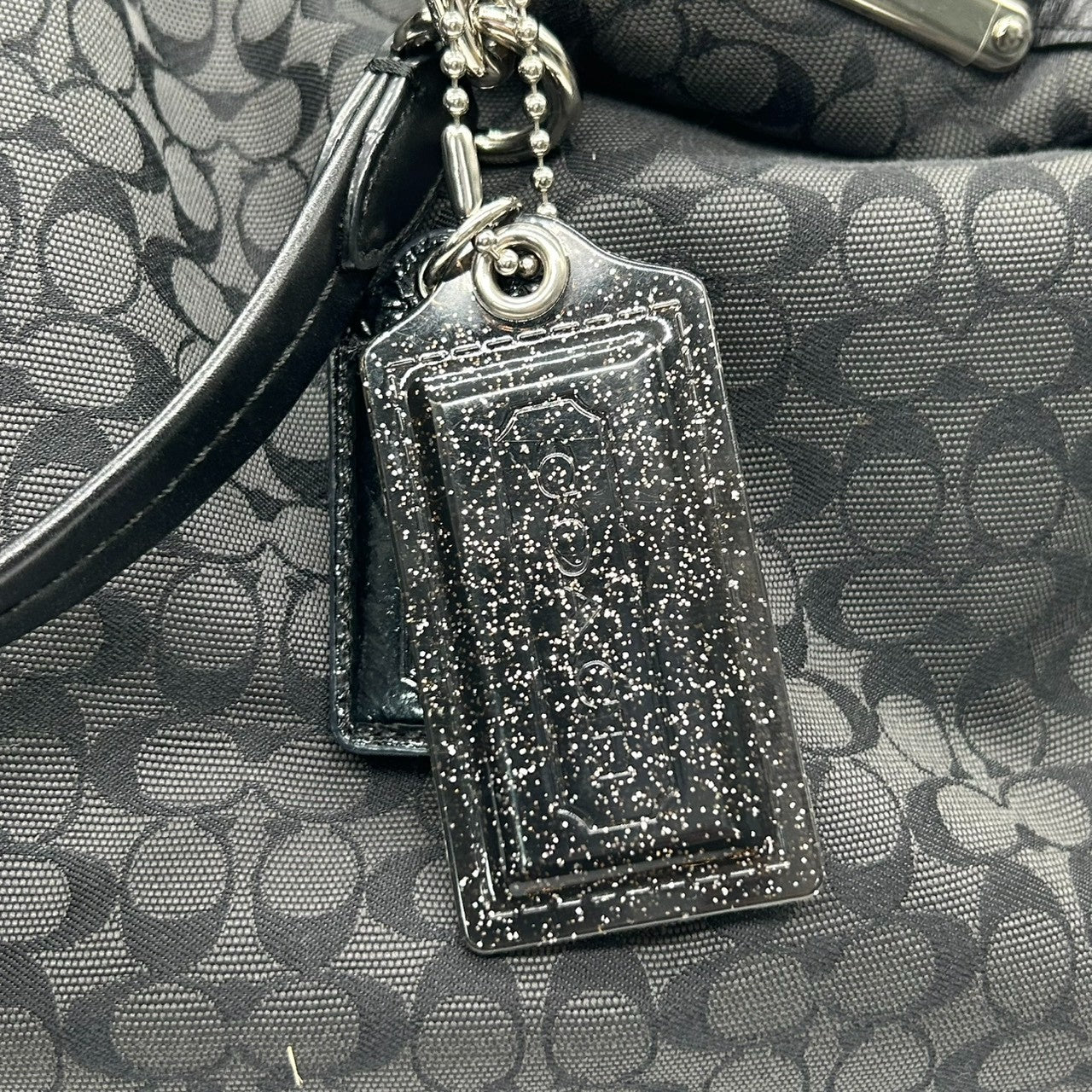 極 美品 コーチ COACH ダルトン 31 Dalton 79697 トートバッグ ショルダーバッグ シグネチャー キャンバス レザー ブラック グレー チェーン レディース 肩掛け A4収納可 鞄 s99