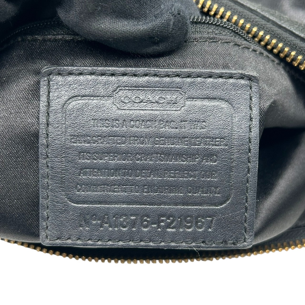 【美品】コーチ COACH ショルダーバッグ ワンショルダー ホーボー 2WAY 斜め掛け可 F21967 レザー 本革 ブラック 黒 ゴールド金具 レディース 通勤 通学 シンプル エレガント s74