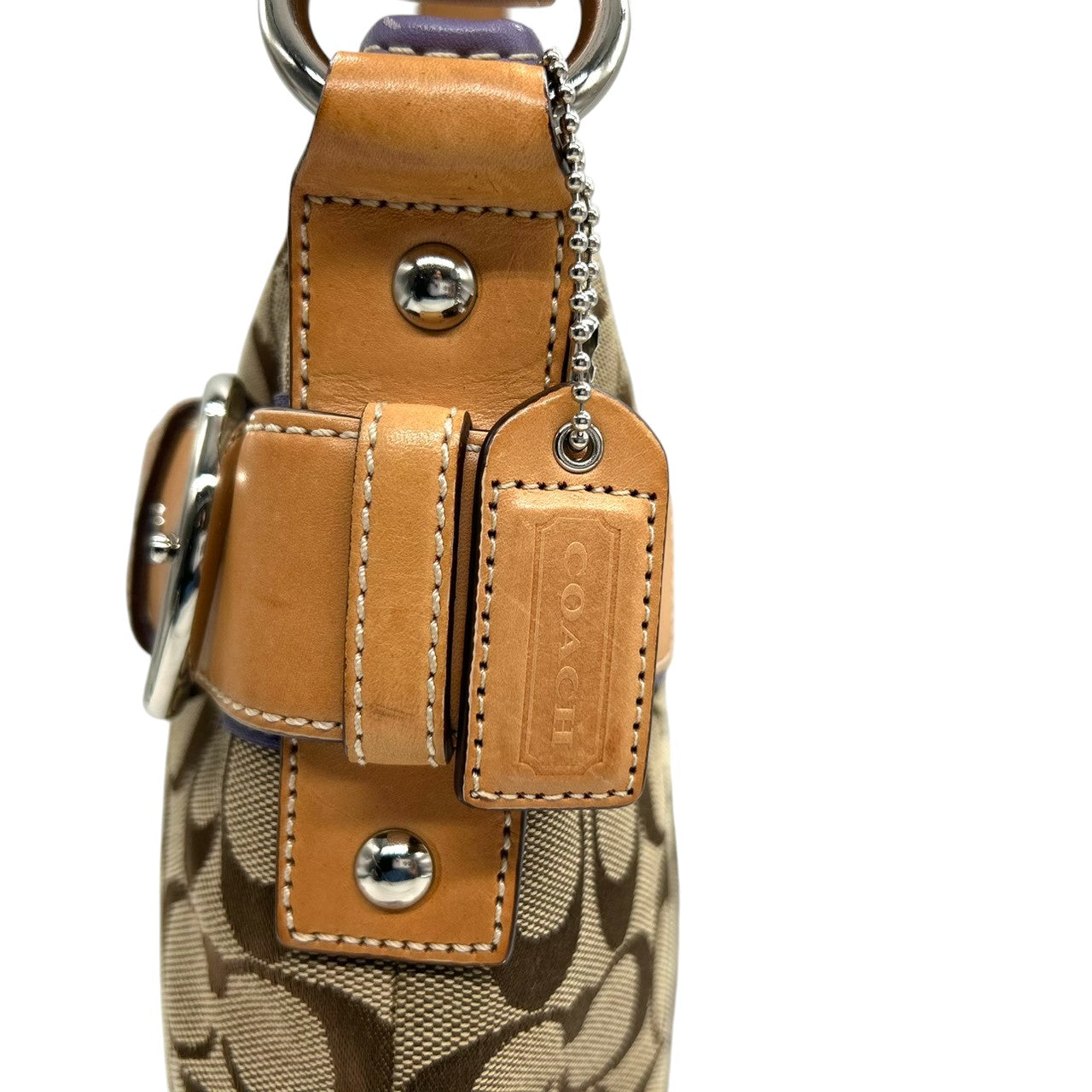 美品 コーチ COACH シグネチャー 1487 ショルダーバッグ ハンドバッグ 2WAY 斜め掛け可 キャンバス スエード レザー 本革 ベージュ パープル 紫 ラベンダー バックル レディース 肩掛け ワンショルダー カジュアル 鞄 カバン s18