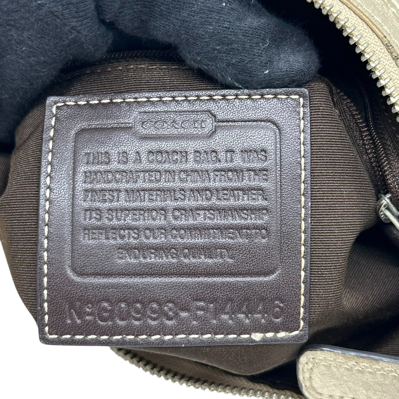 コーチ COACH ショルダーバッグ ハンドバッグ 2WAY シグネチャー F14446 キャンバス レザー 本革 ベージュ ゴールド 斜め掛け ワンショルダー 肩掛け ベルトデザイン レディース 鞄 カバン カジュアル デイリーユース 多機能 s84