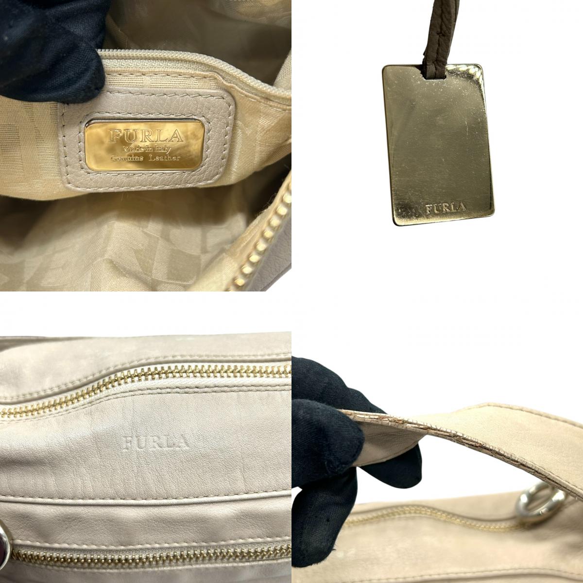 フルラ FURLA ハンドバッグ ミニボストン レザー 本革 ベージュ グレージュ ゴールド金具 チェーン ロゴプレート チャーム付き エレガント クラシック 上品 レディース 鞄 カバン イタリア製 U6