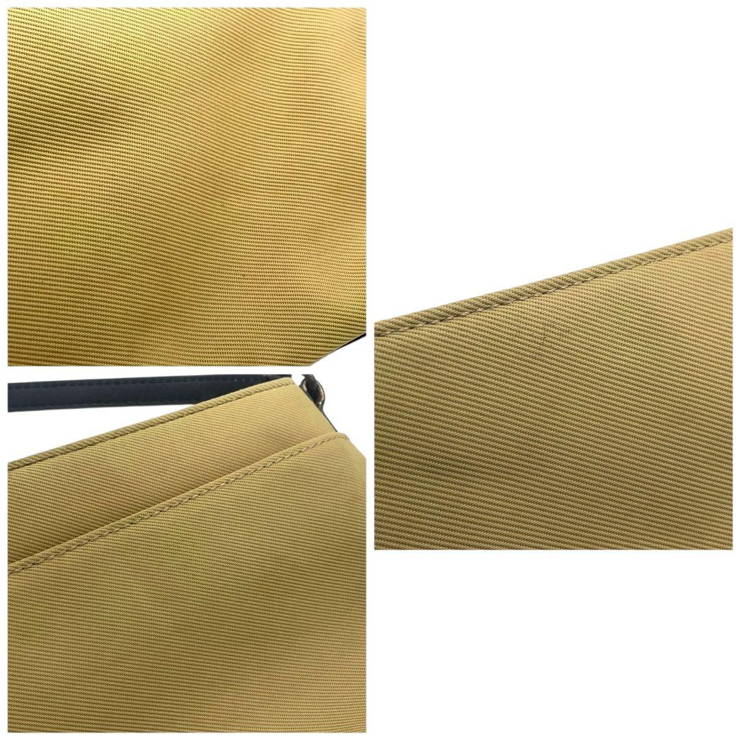 コーチ ハンドバッグ ベージュ キャンバス アクセサリーポーチ レザー s8 本革 ブラック シルバー金具 COACH 7407