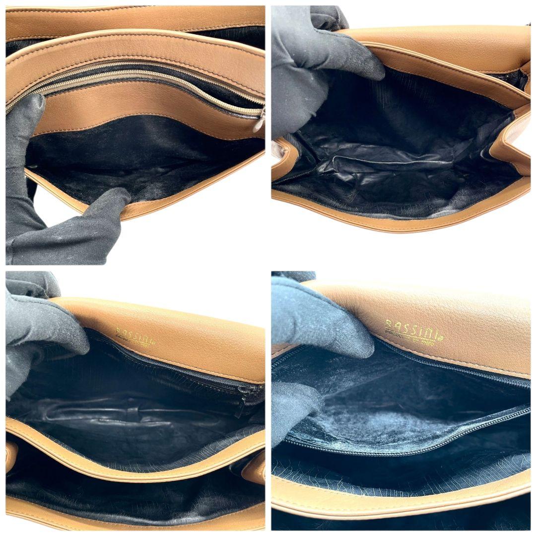 バッシーニ ショルダーバッグ 茶 ブラウン フラップ レザー 本革 ロゴ 斜め掛け可 BASSINI シンプル 上品 おしゃれ 収納力 軽量 通勤 通学 カジュアル