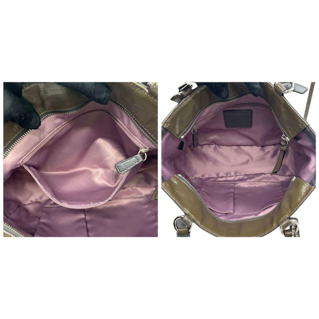 美品 コーチ トートバッグ 緑 シグネチャー エンボス ワンショルダー U12 ハンドバッグ 肩掛け可 肩かけ可 自立可 グリーン カーキ エナメル レザー 本革 シルバー金具 ロゴタグ F18826 COACH