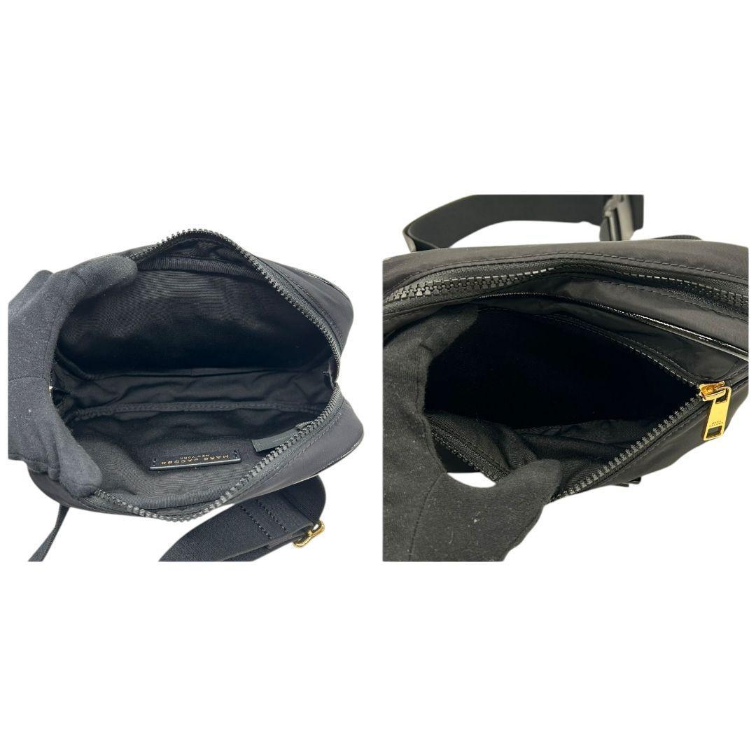 マークジェイコブス ショルダーバッグ 黒 ナイロン ロゴプレート 金 s40 ザ バイカー ベルトバッグ ブラック 斜め掛け可 ゴールド金具 MARC JACOBS オシャレ 本物保証 鑑定済 スピード発送