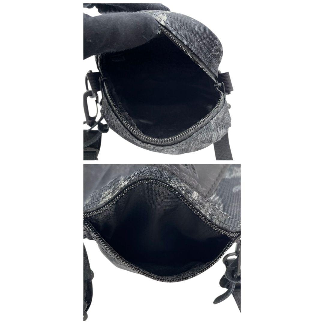 グレゴリー GREGORY ショルダーバッグ ポーチ ブラック 黒 総柄 ロゴタグ キャンバス 斜め掛け可 クロスボディ コンパクト 軽量 u5