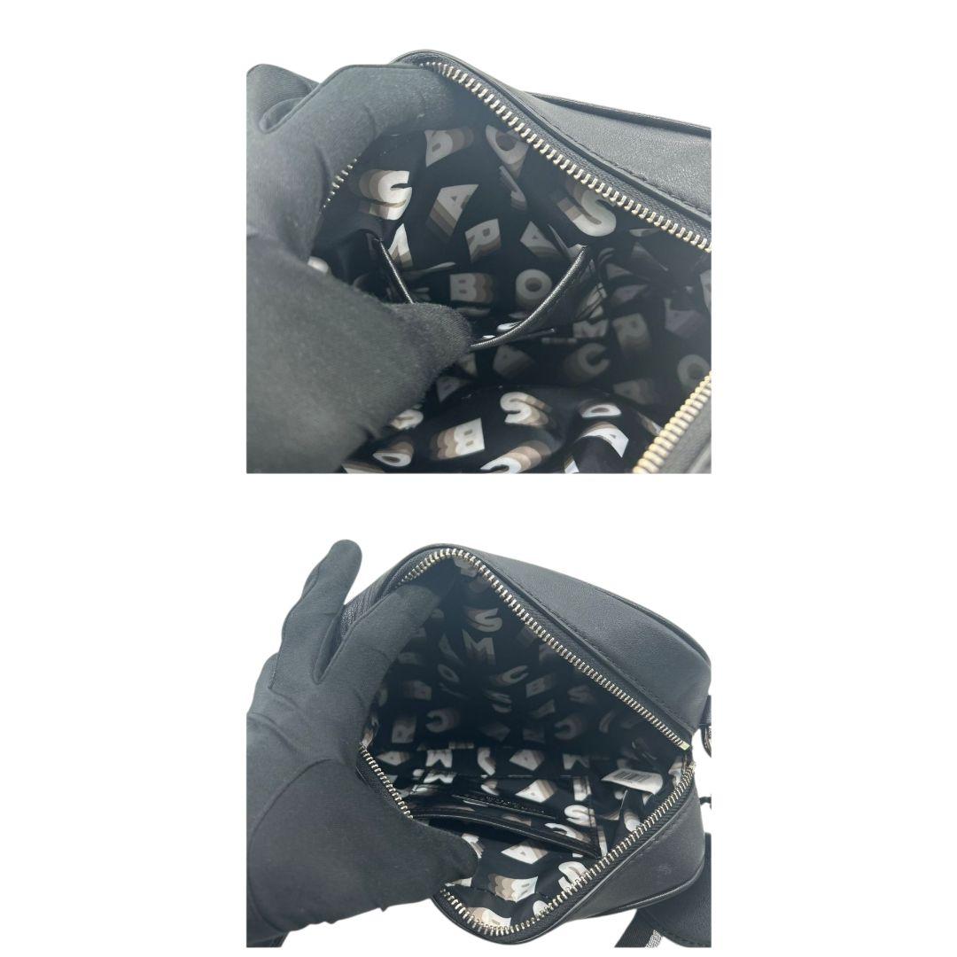 美品 マークジェイコブス MARC JACOBS ショルダーバッグ ロゴ ブラック 黒 レザー 本革 斜め掛け可 シルバー金具 ロゴプレート ブランドロゴ E6