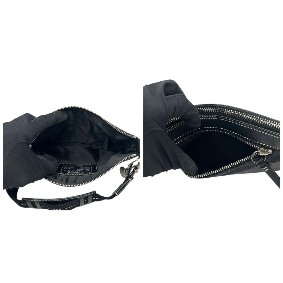 美品 コーチ ハンドバッグ ブラック 黒 グレー シグネチャー ワンショルダー キャンバス レザー アクセサリーポーチ 肩掛け可 肩かけ可 シルバー金具 チャーム付き 10120 s33 COACH 上品