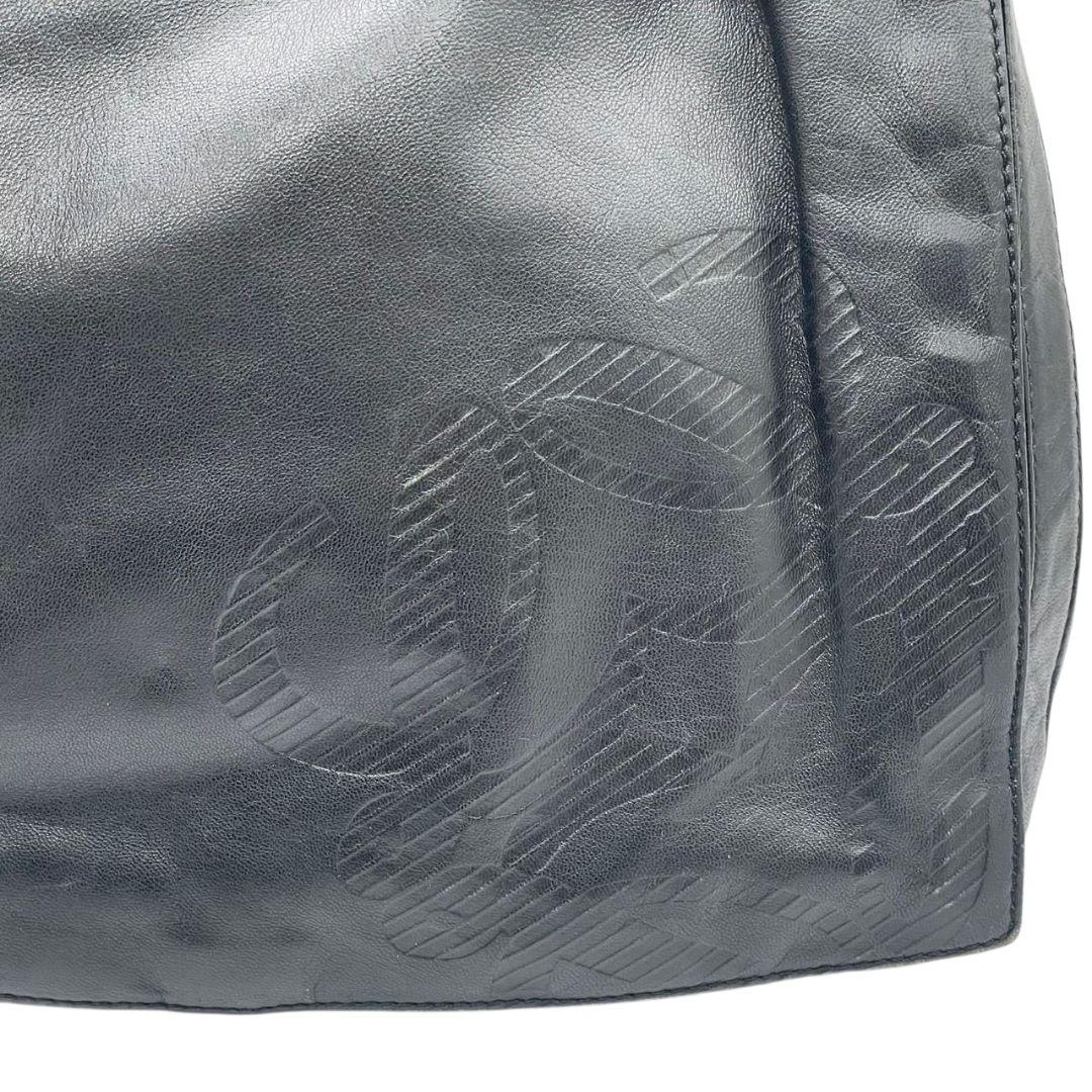 ロエベ LOEWE ショルダーバッグ アナグラム 巾着 ワンショルダー レザー ブラック 黒 ゴールド金具 ロゴプレート 本革 斜め掛け可 ヴィンテージ A6