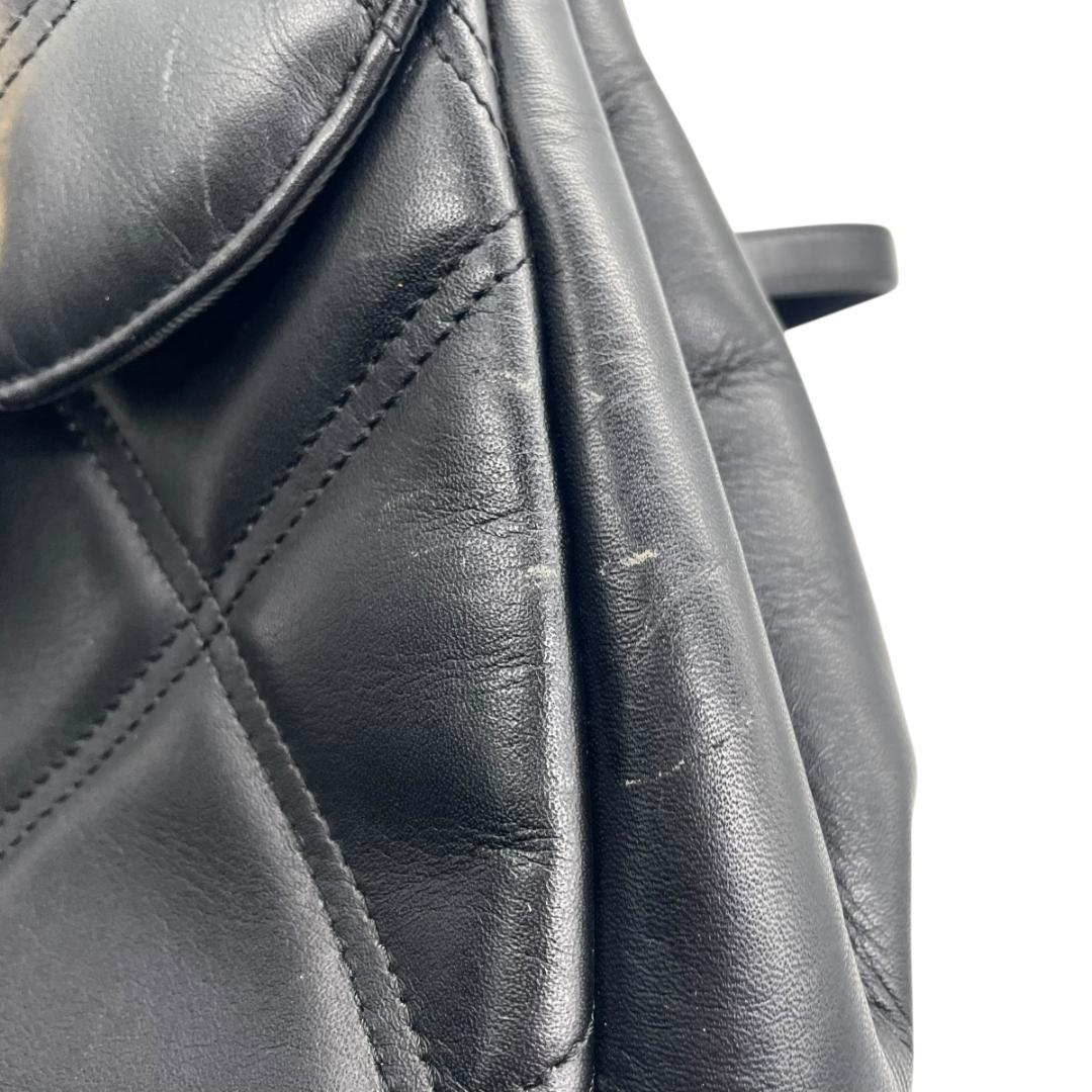 美品 マリクレール リュック 黒 キルティング レザー フラップ ブラック ゴールド金具 marie claire 本革 レディース バッグ