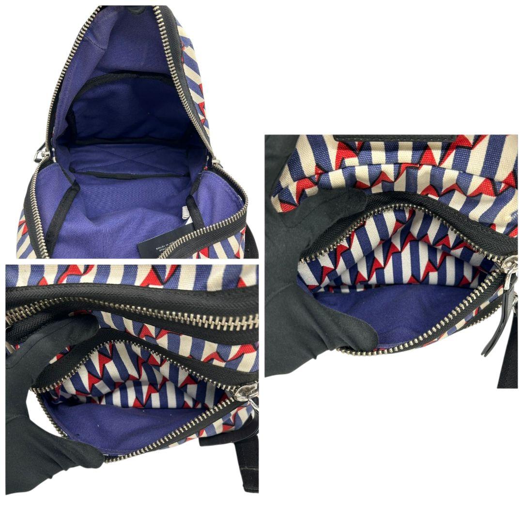 マークジェイコブス バックパック 総柄 ストライプ マルチカラー キャンバス レザー 本革 リュック ロゴプレート シルバー金具 おしゃれ E2 MARC JACOBS