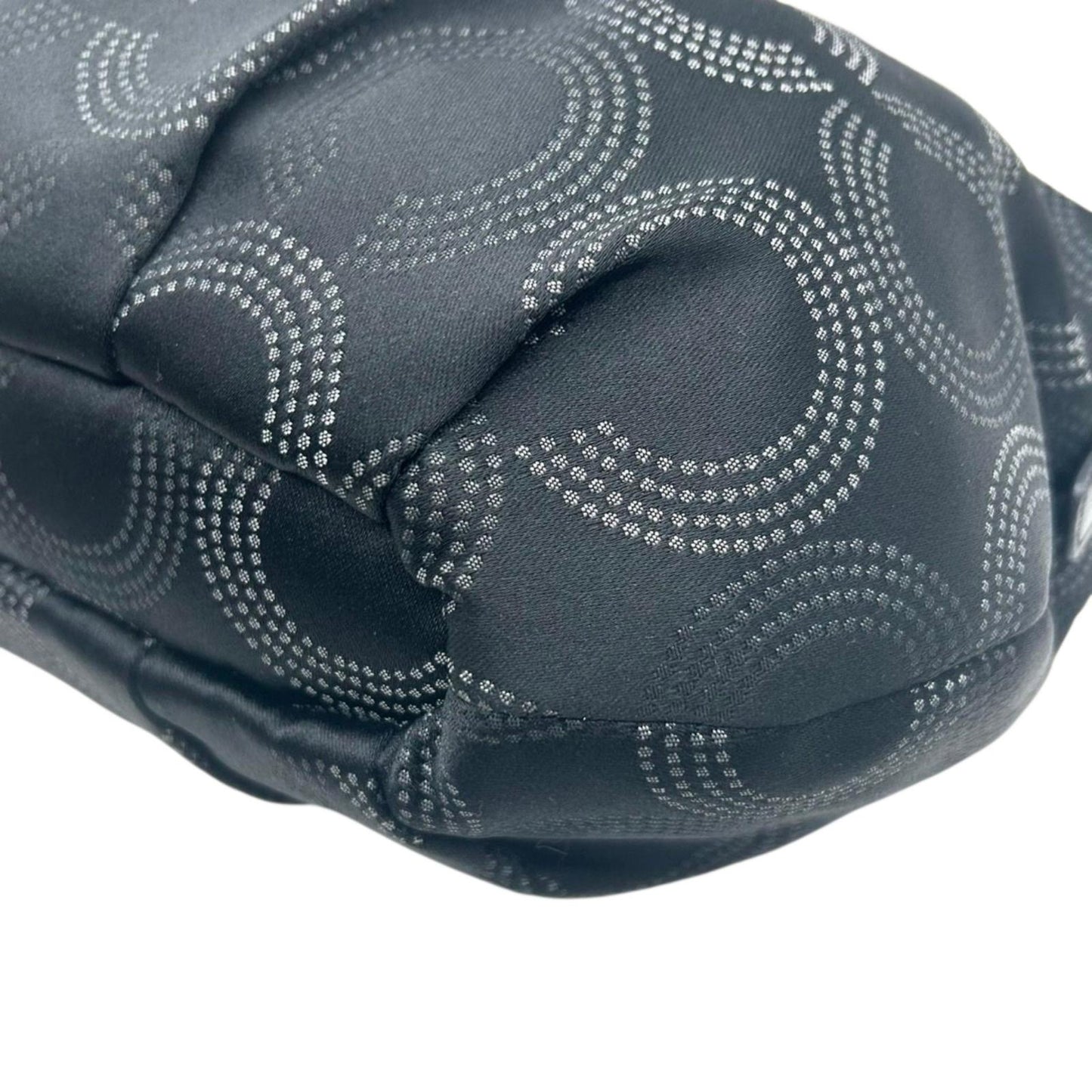 【美品】COACH コーチ オプアート 2WAY ショルダーバッグ ハンドバッグ 15929 ワンショルダー ホーボーバッグ ドット柄 サークルロゴ ナイロン レザー ブラック レディース 軽量 エレガント 通勤 通学 クリーニング済み E5