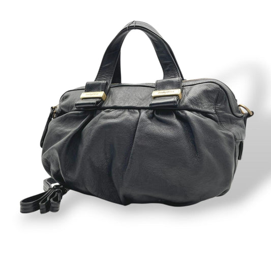 シーバイクロエ SeeByChloe 2way ハンドバッグ ショルダーバッグ クロスボディ サッチェル カバン 鞄 レザー 本革 ブラック 黒 ギャザー ゴールド金具 斜め掛け可 レディース エレガント クラシック カジュアル デイリーユース 通勤 通学 お出かけ 旅行 普段使い 良品 S23