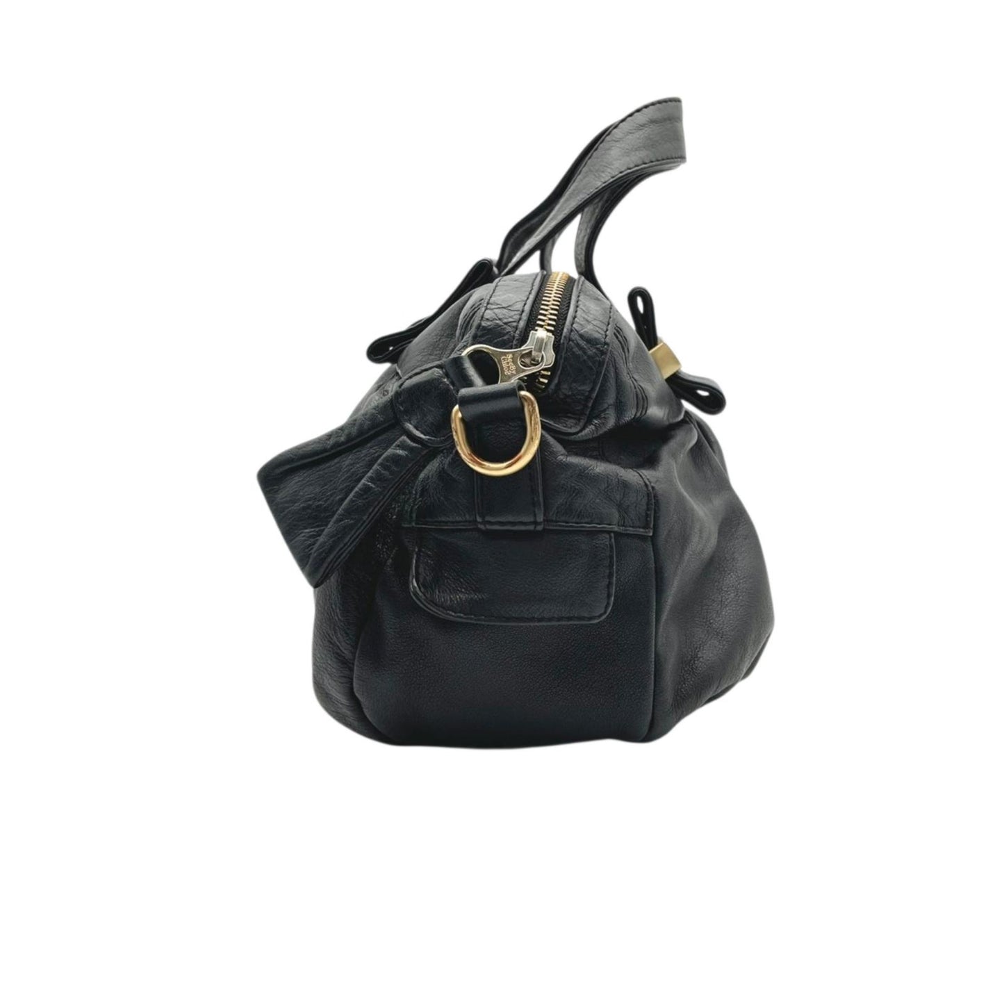 シーバイクロエ SeeByChloe 2way ハンドバッグ ショルダーバッグ クロスボディ サッチェル カバン 鞄 レザー 本革 ブラック 黒 ギャザー ゴールド金具 斜め掛け可 レディース エレガント クラシック カジュアル デイリーユース 通勤 通学 お出かけ 旅行 普段使い 良品 S23