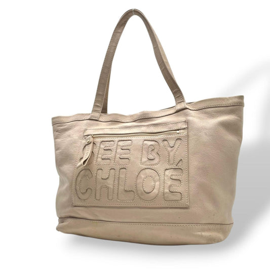シーバイクロエ SeeByChloe トートバッグ ショルダーバッグ ワンショルダー レザー 本革 ピンクベージュ ゴールド金具 タッセル チャーム 大容量 A4収納可 レディース エレガント カジュアル 通勤 通学 お出かけ 旅行 デイリー 良品 S23