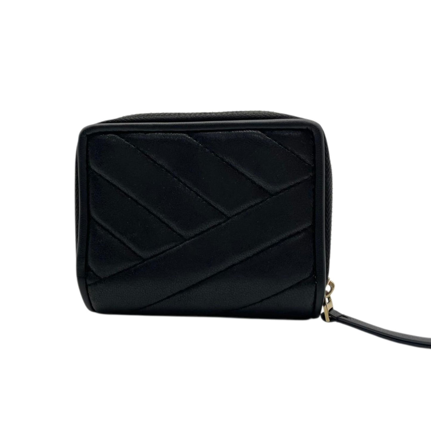 美品 トリーバーチ TORYBURCH 財布 二つ折り財布 コンパクトウォレット キルティング レザー ブラック 黒 ゴールド金具 キラ シェブロン レディース エレガント クラシック ミニ財布 ラウンドファスナー 小銭入れ ウォレット おしゃれ 可愛い 高級感 上品 M1