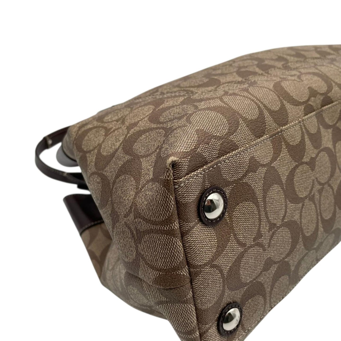 コーチ COACH シグネチャー トートバッグ PVC レザー ベージュ ブラウン ワンショルダー 自立可 A4サイズ収納可 がま口ポケット デザイン F15705 エレガント クラシック ビンテージスタイル 通勤 通学 ビジネス お出かけ 普段使い S9