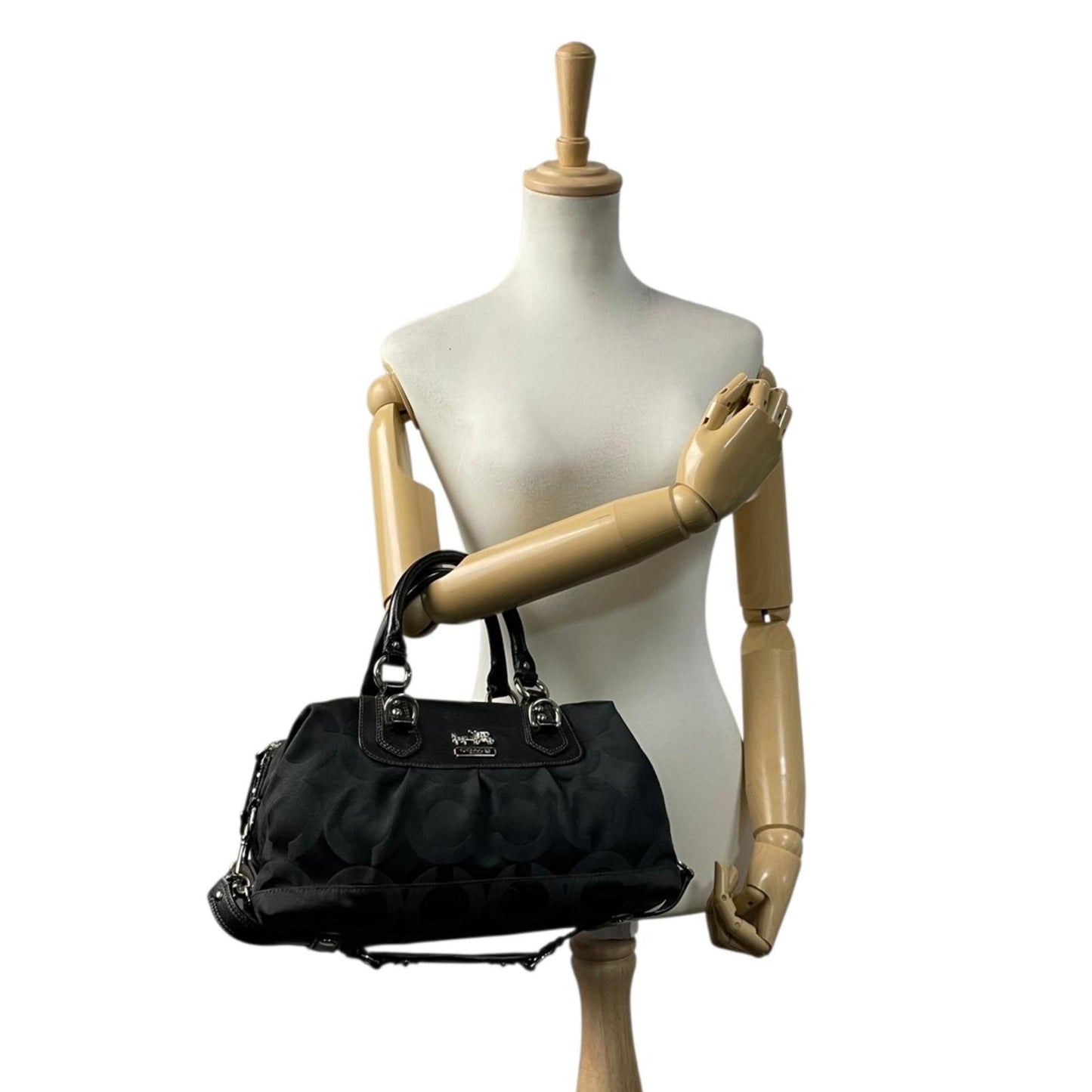 良品 コーチ COACH マディソン オプアート サテン ソフィア サッチェル 2WAY ハンドバッグ ショルダーバッグ キャンバス レザー ブラック 黒 12947 シルバー金具 エレガント クラシック 普段使い 通勤 通学 レディース 定番 S69